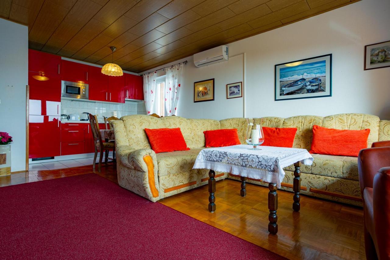Brucker Apartment Kozino